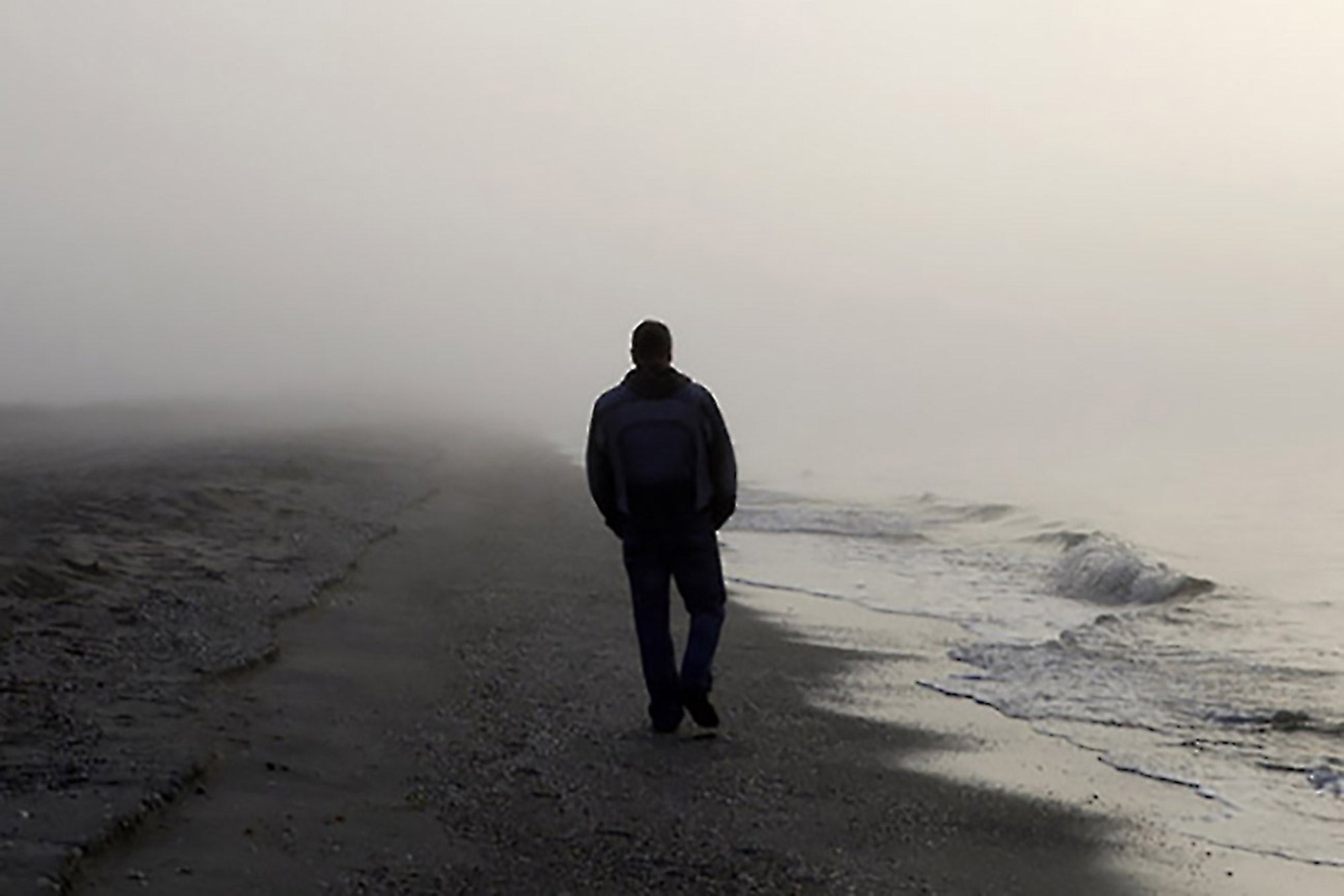 Was bedeutet es aus psychologischer Sicht, wenn man den Großteil seiner Zeit alleine verbringen möchte?