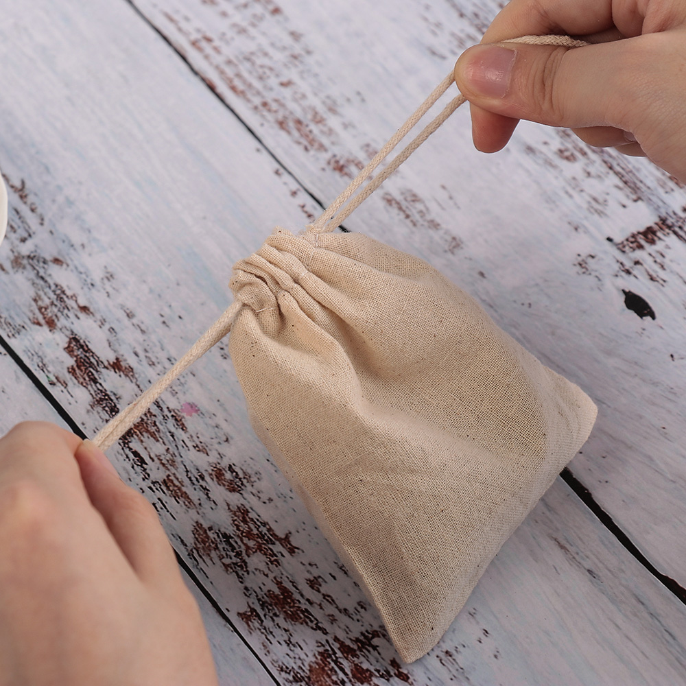 Hängen Sie es neben die Dusche und verabschieden Sie sich von Feuchtigkeit. Das Badezimmer bleibt trocken und schimmelfrei.
