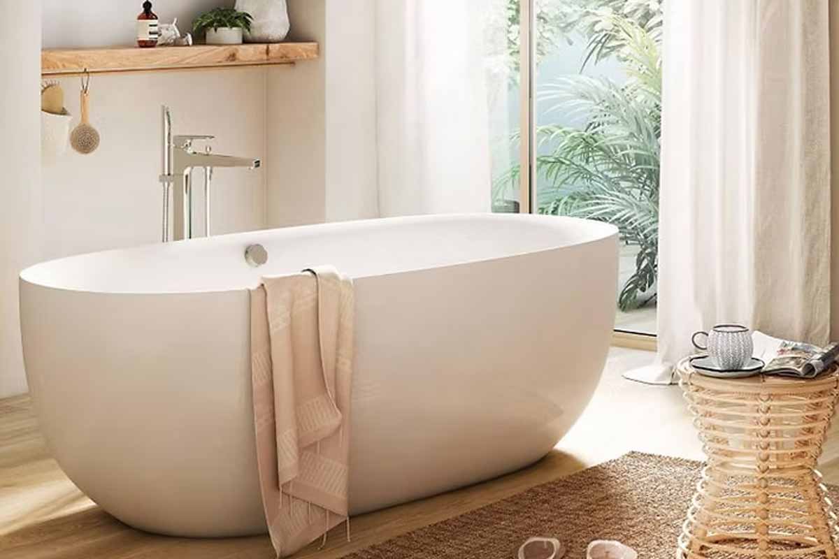 Badewannen werden 2025 aus der Mode kommen – ein Trend, der das Design von Badezimmern verändern wird.