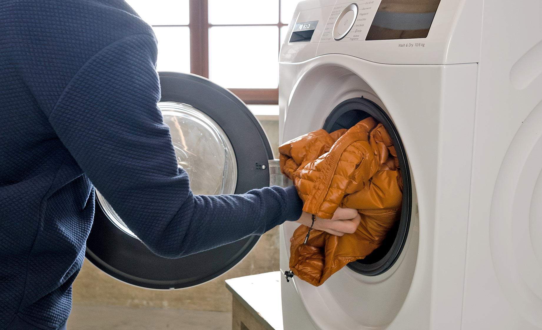 Drei Tropfen dieses Mittels in die Waschmaschine, und Ihre Daunenjacke ist wie neu