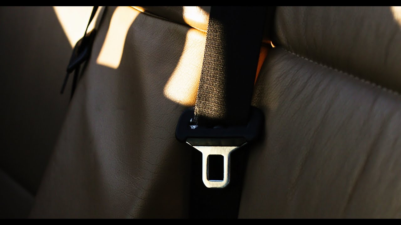 Ein einfacher Trick, um Sicherheitsgurte zu reinigen und ihnen ein neuwertiges Aussehen zu verleihen