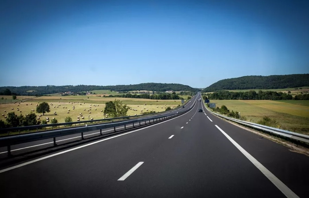 Vollständige Sperrung der Autobahn in Deutschland ab dem 7. November. Auf Autofahrer kommen enorme Schwierigkeiten zu